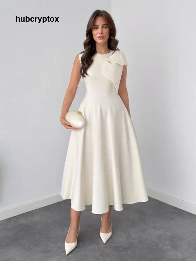 Elegant Sleeveless Bow Detail Slim-Fit Midi Dress - Beige / S