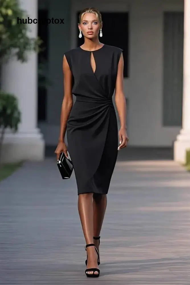 Hollow Design Pleated Midi Dress - Black / S
